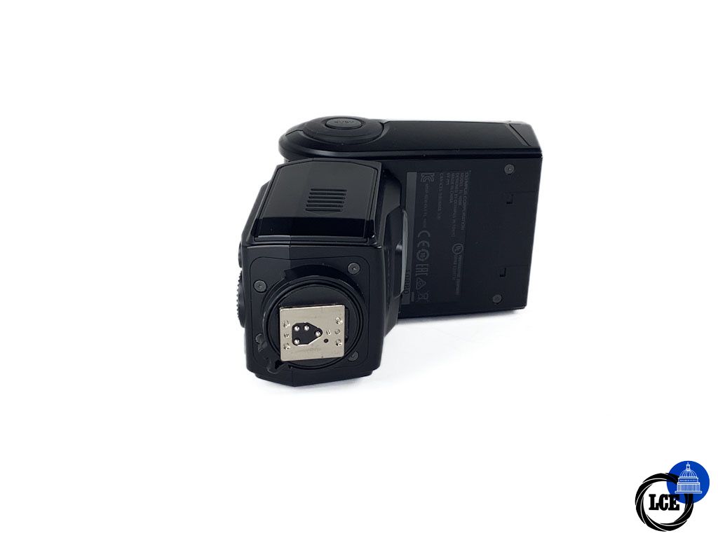 Olympus FL-900R Flash