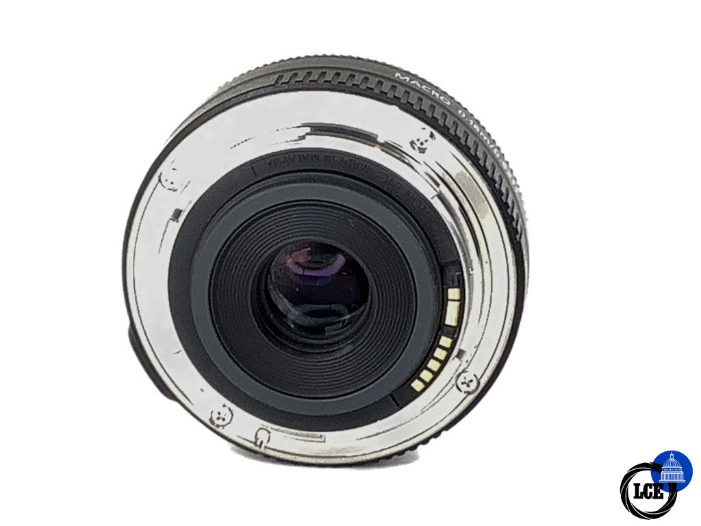 Canon EF-S 24mm F2.8