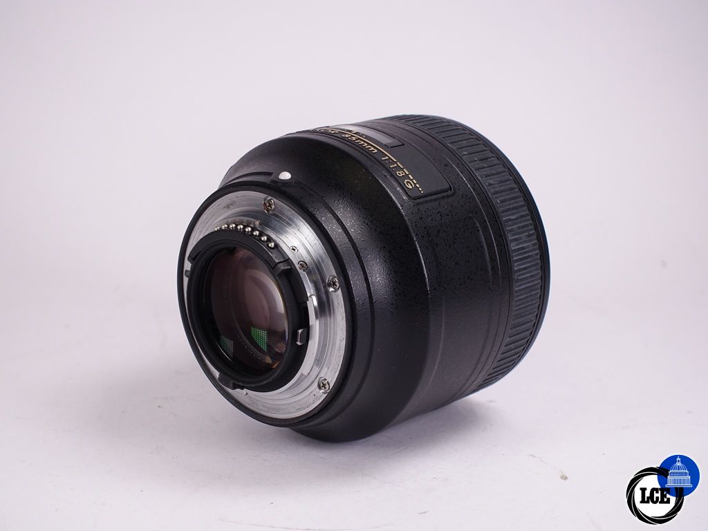 Nikon AF-S 85 f1.8 G