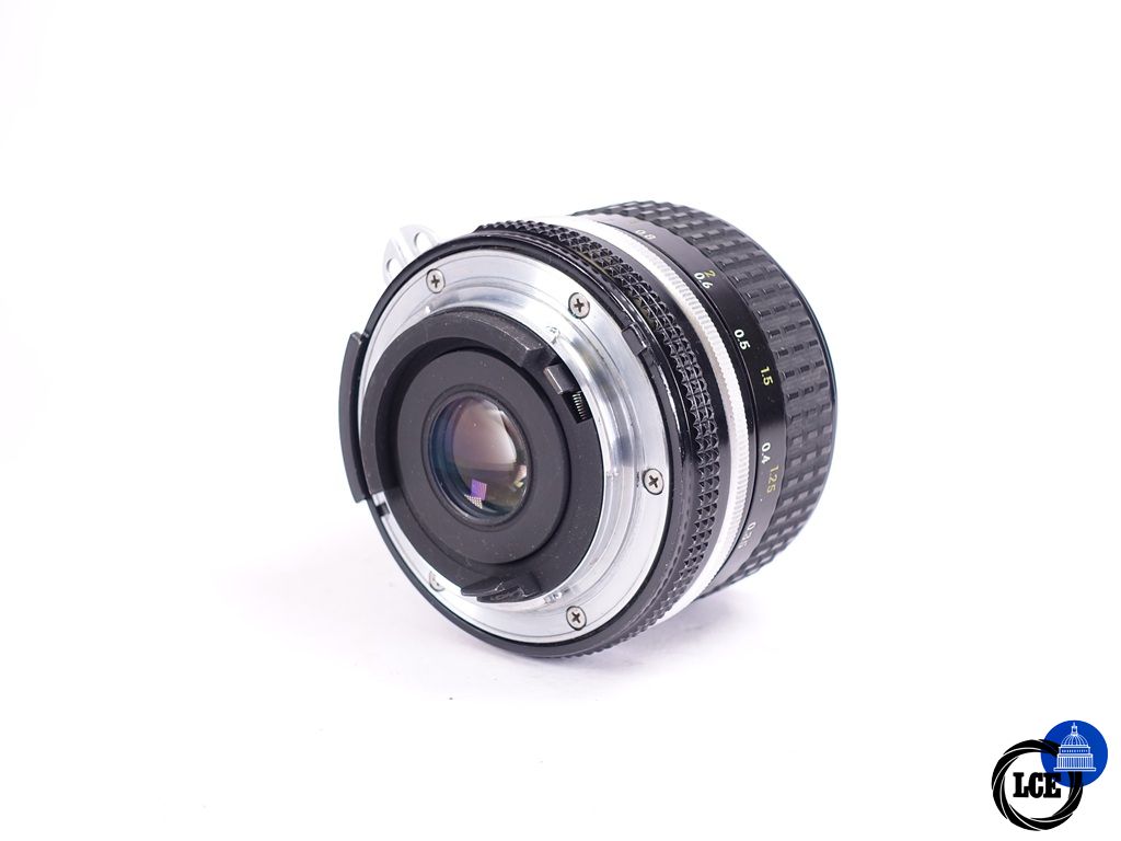 Nikon 28mm f3.8 AIS