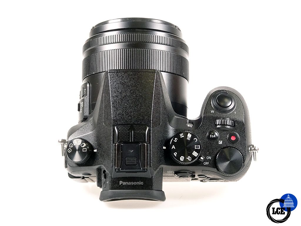 Panasonic Lumix DMC-FZ2000