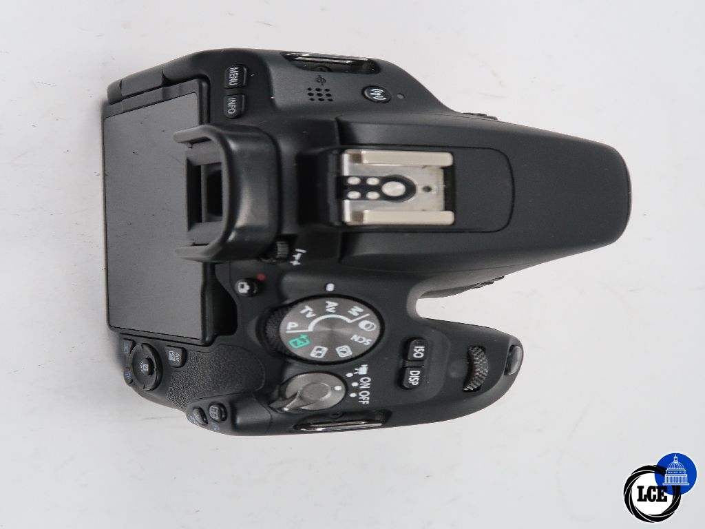 Canon Eos 200D