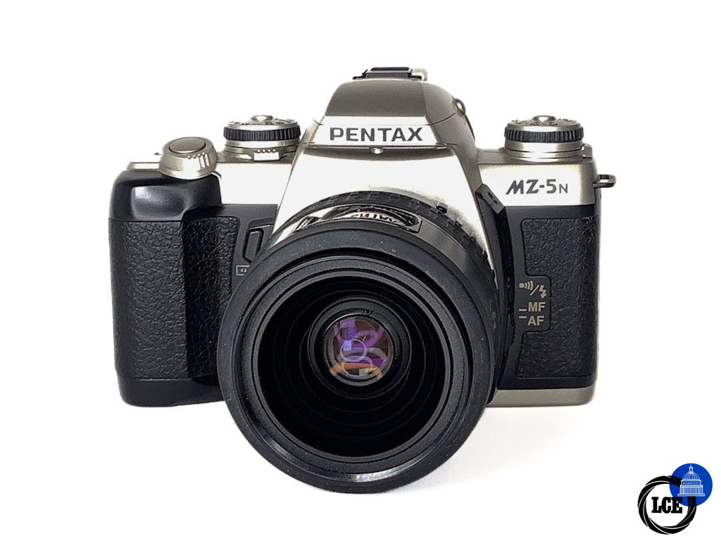 Pentax MZ 5N + 28-70mm F4