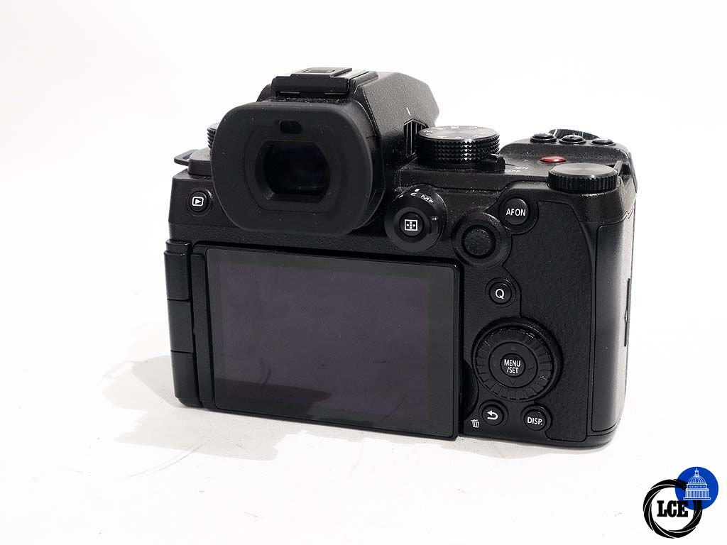 Panasonic Lumix S5II Body