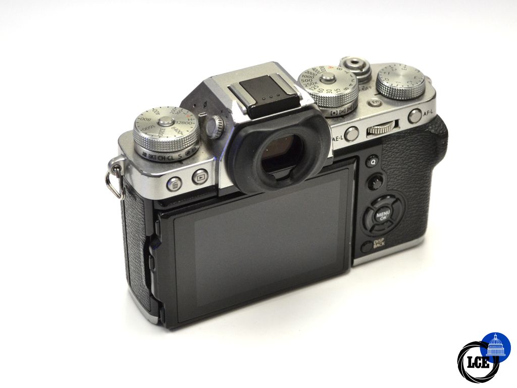 FujiFilm Fujifilm X-T3 Body - **ONLY 150 Actuations**