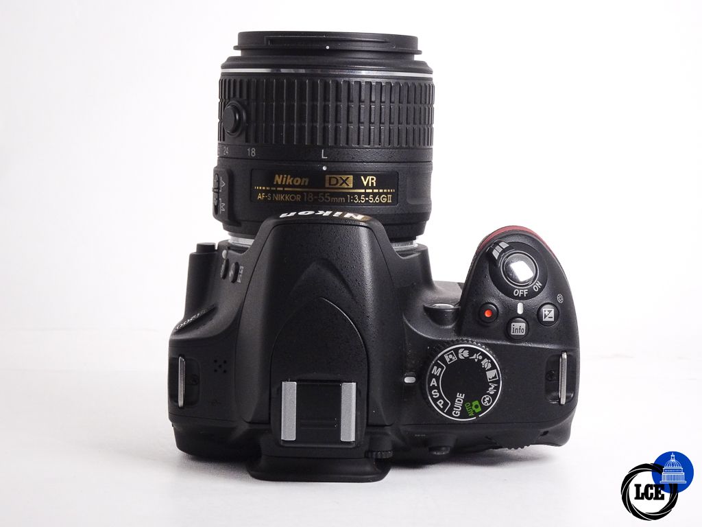 Nikon D3200+18-55mm f/3.5-5.6 G II Vr kit
