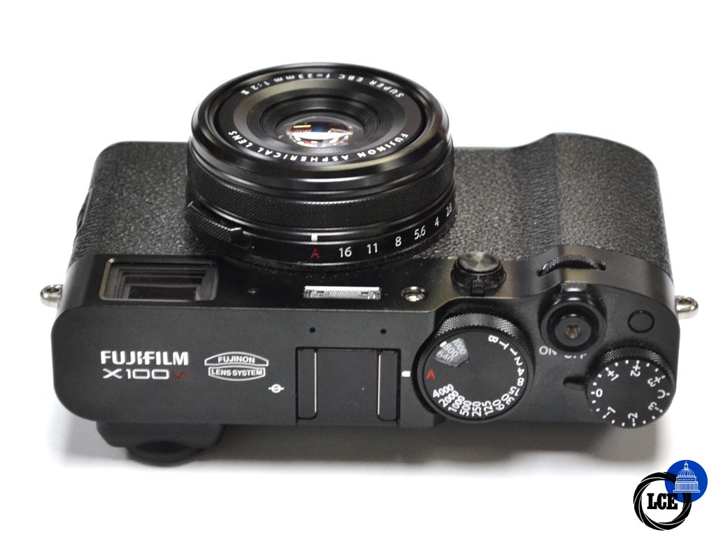 FujiFilm X100VI Black