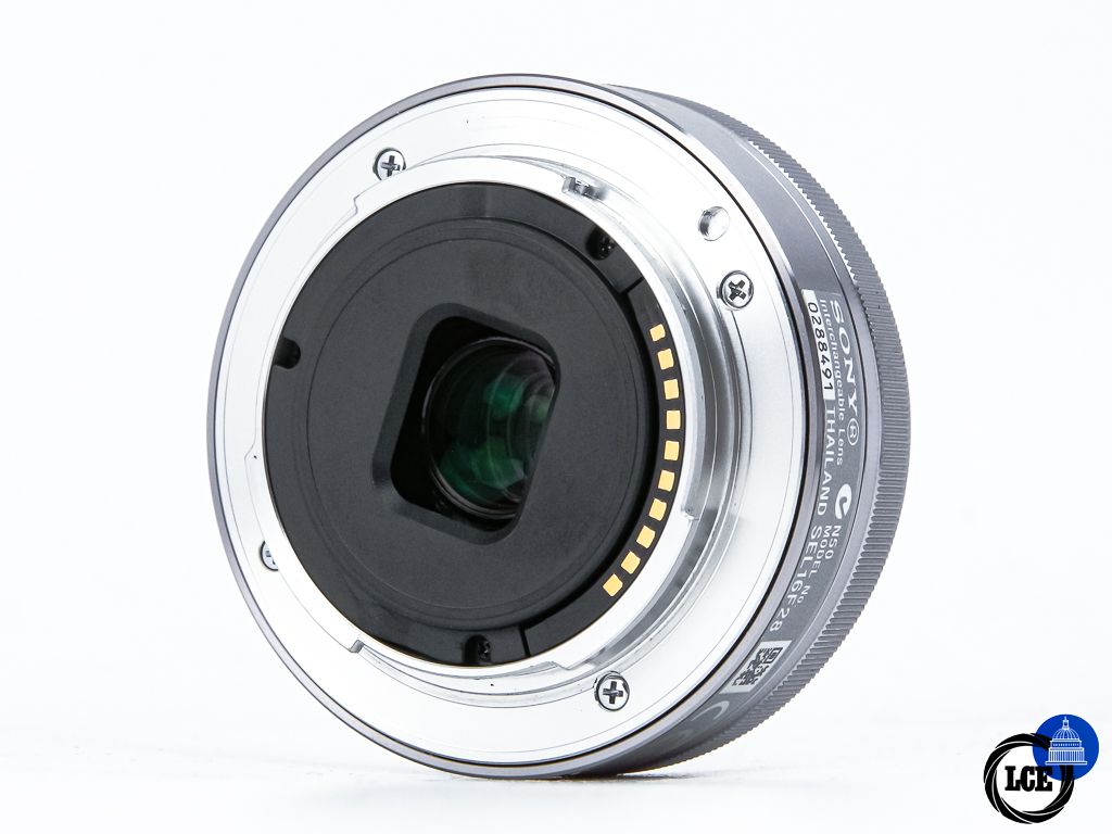 Sony E 16mm f2.8 