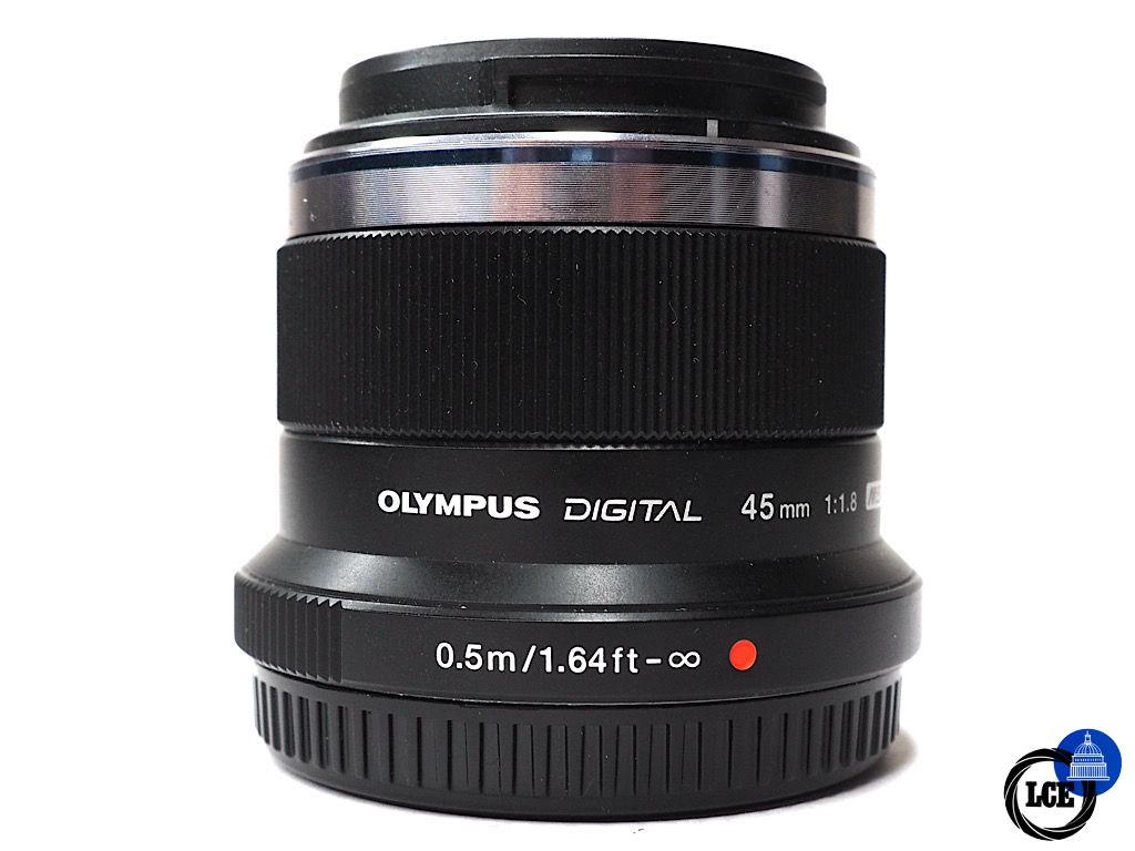 Olympus 45mm f1.8 MFT