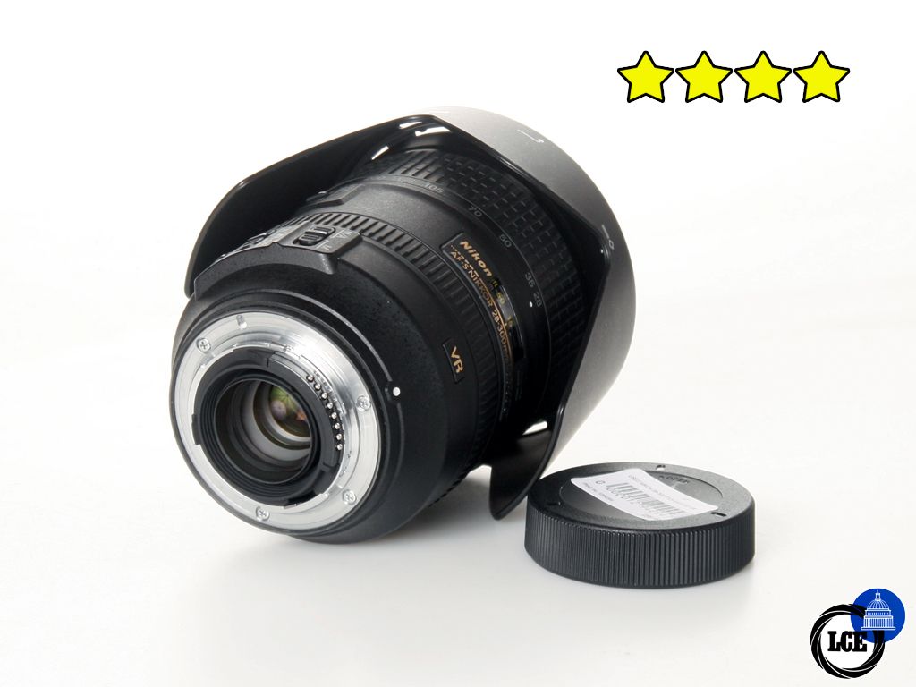 Nikon 28-300mm f3.5-5.6 G VR ED AF-S (with Hood)