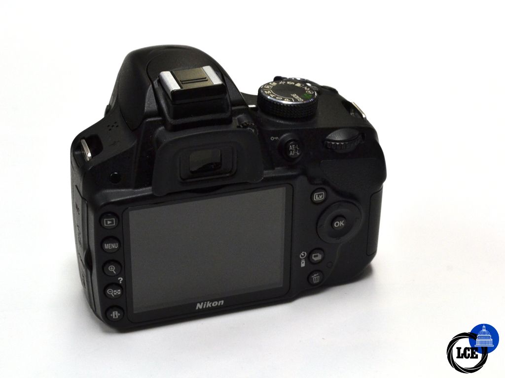 Nikon D3200 body