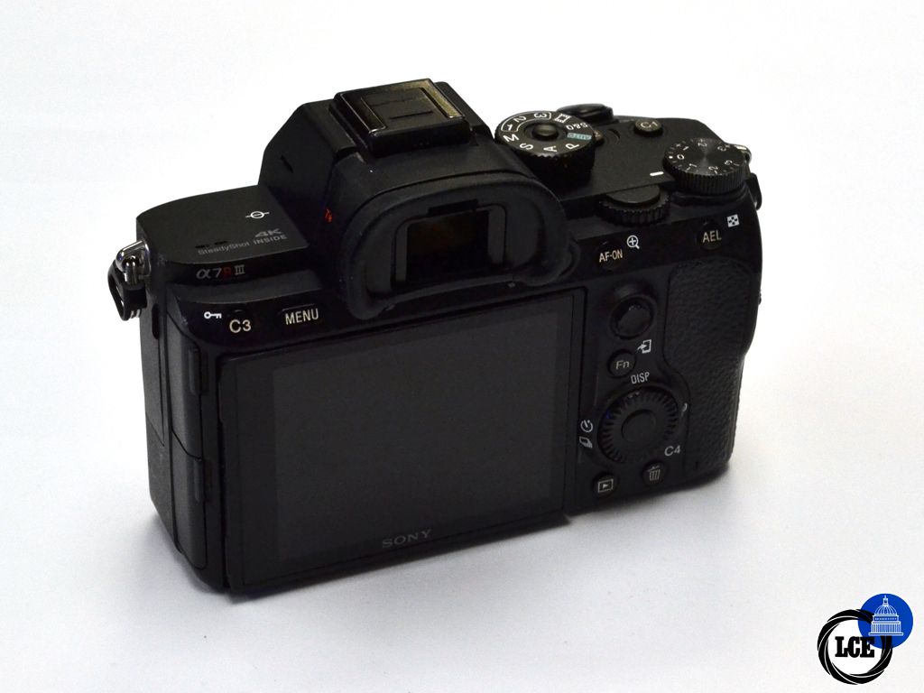 Sony A7R III Body Only
