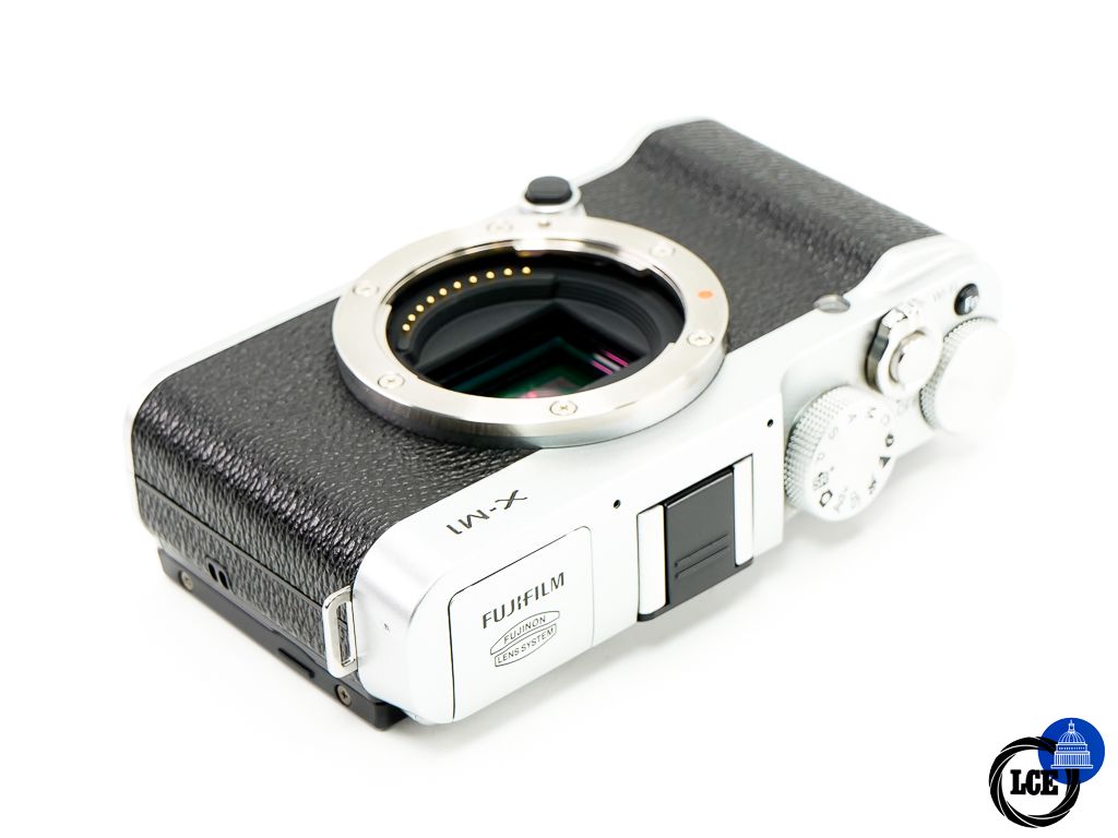 FujiFilm X-M1 Body