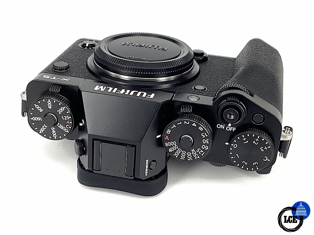 FujiFilm X-T5 BODY BLACK *shutter count sub 200*