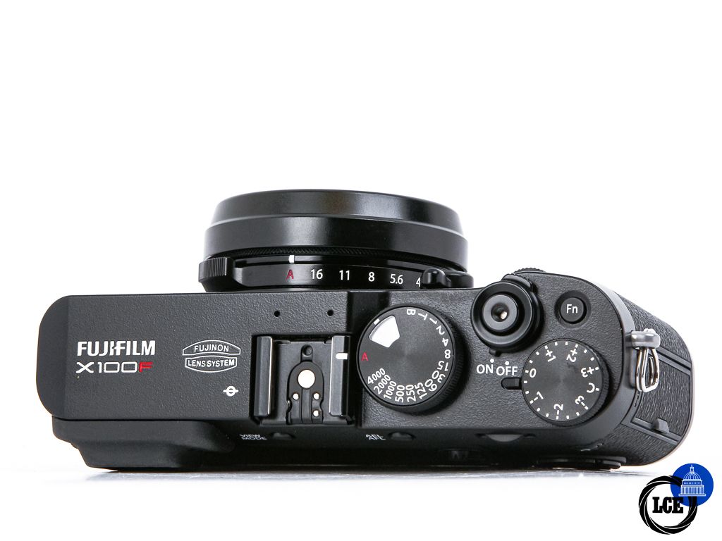 FujiFilm X100F + Everyready Case **2k Shutter Count**