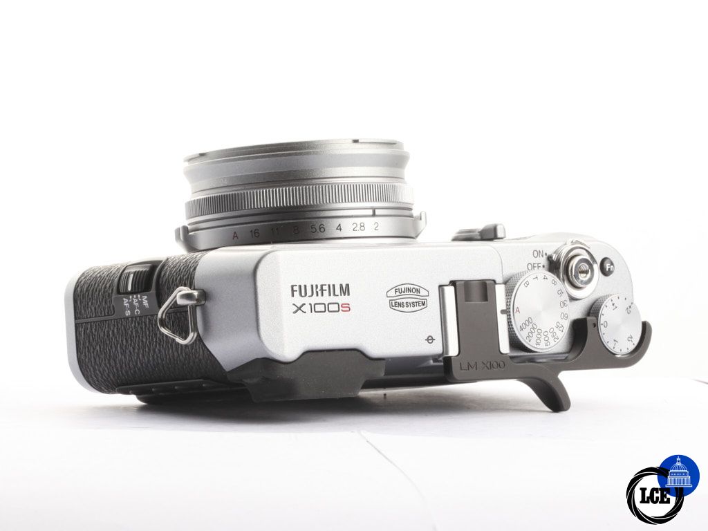 FujiFilm X100s Silver [4*] | 10115942