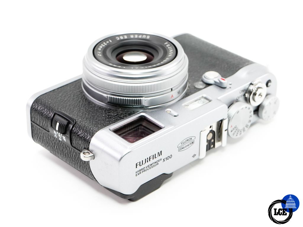 FujiFilm X100 + Case