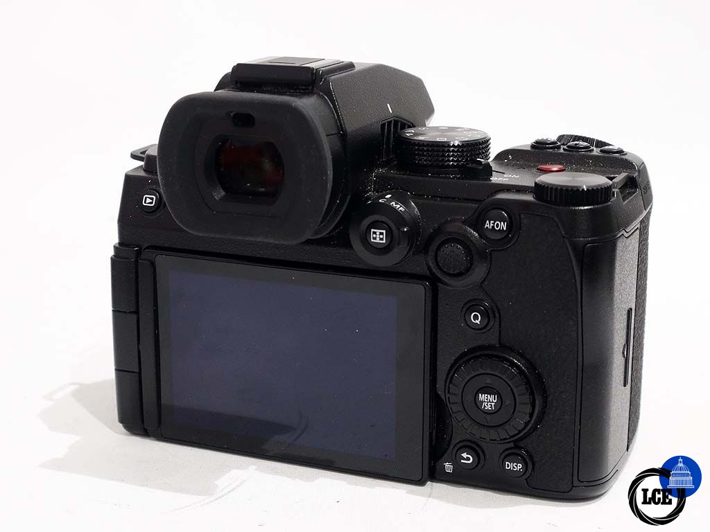 Panasonic Lumix S5II Body