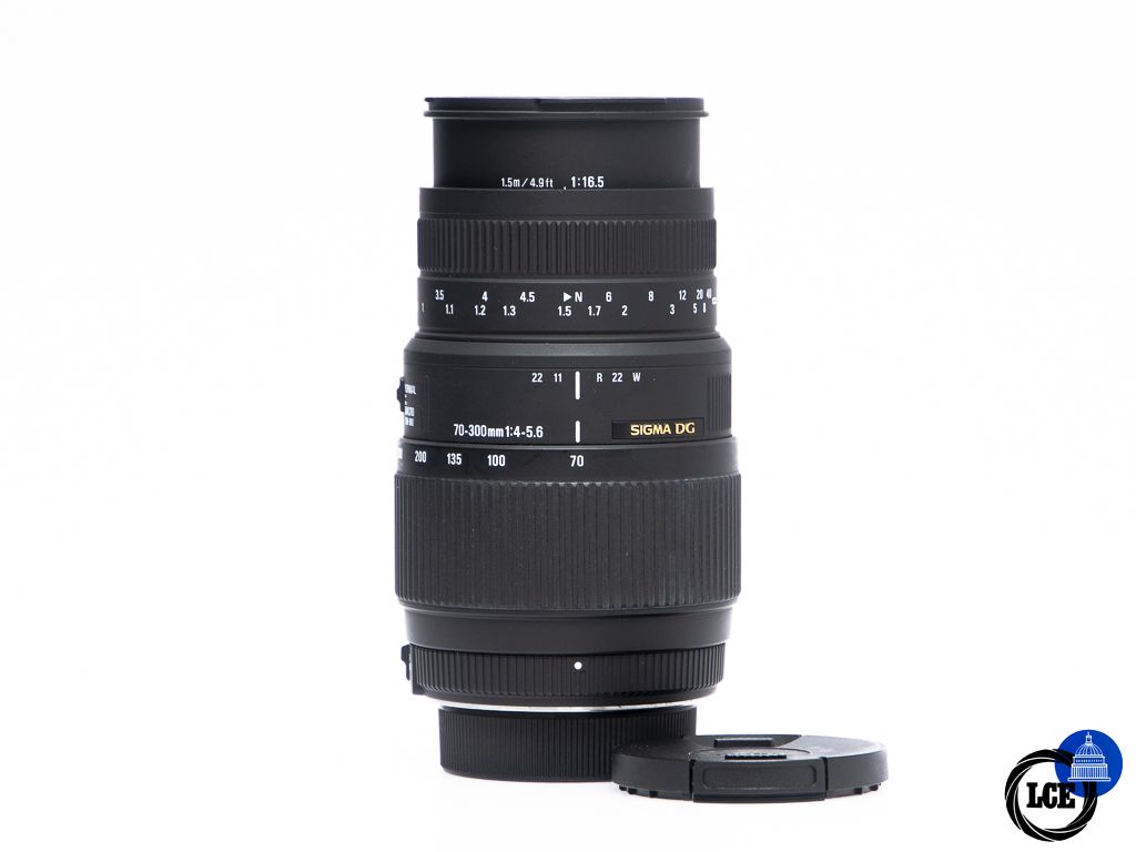 Sigma 70-300mm f/4-5.6 DG - Nikon F