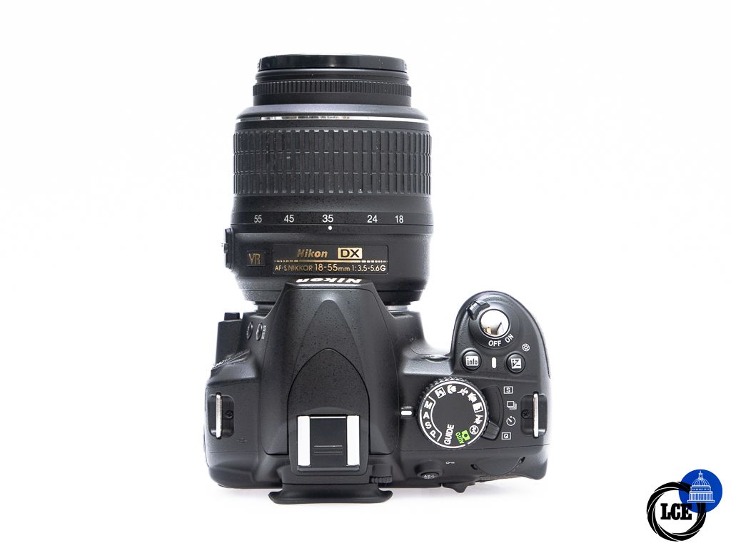 Nikon D3100 + AF-S 18-55mm DX VR