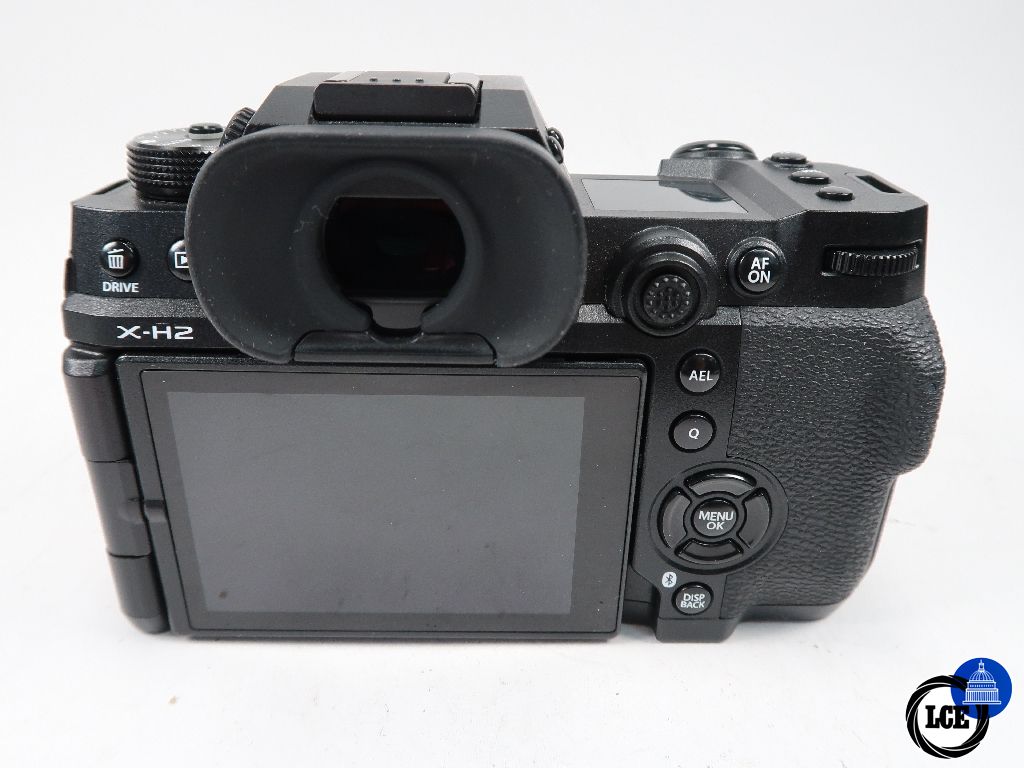 FujiFilm X-H2 shutter count 8.7k