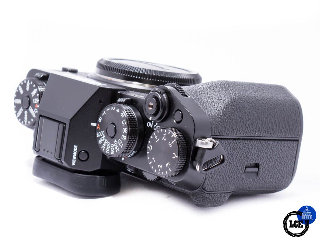 FujiFilm X-T5 Body Black *Low shutter count* *Boxed*