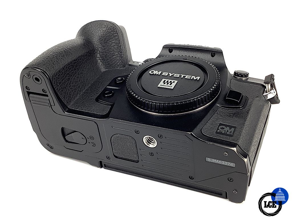 OM SYSTEM OM-1 BODY *shutter count 2k*