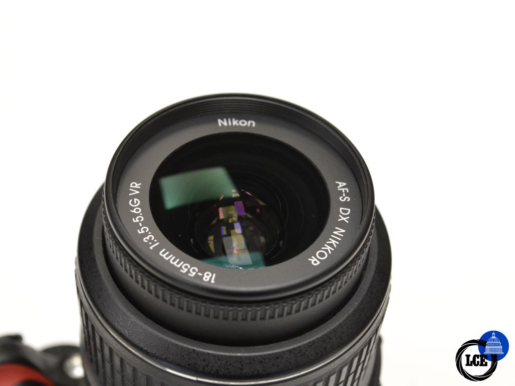 Nikon D5000 + 18-55mm F3.5-5.6 VR (Act Only 6711)