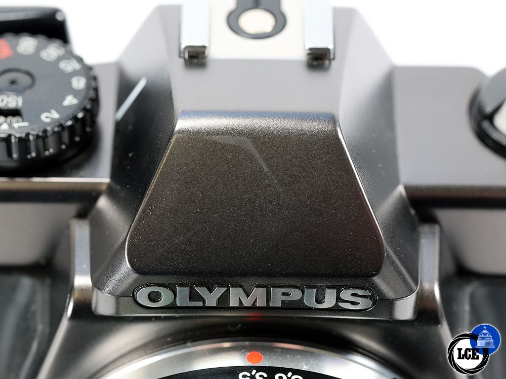 Olympus OM 2000 +35-70mm f/3.5-4.8 *Boxed*