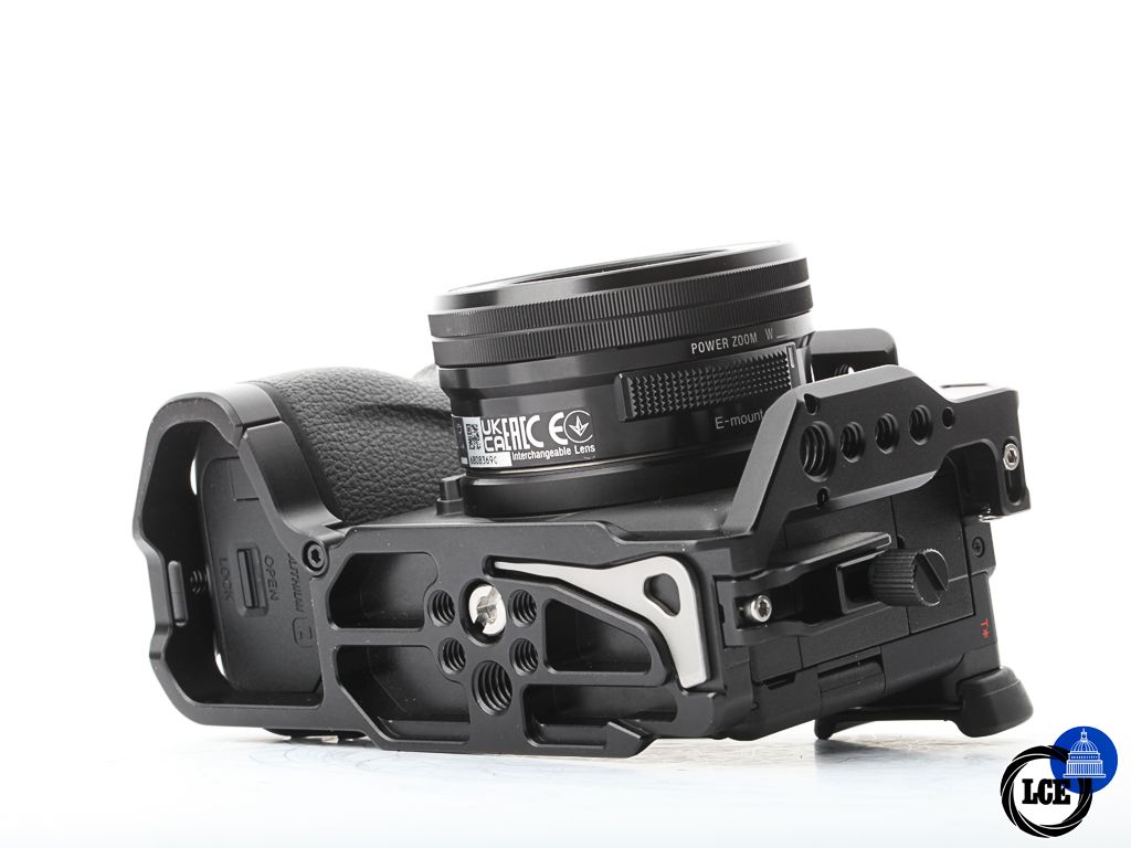 Sony A6700 + 16-50mm + Cage | 10113441