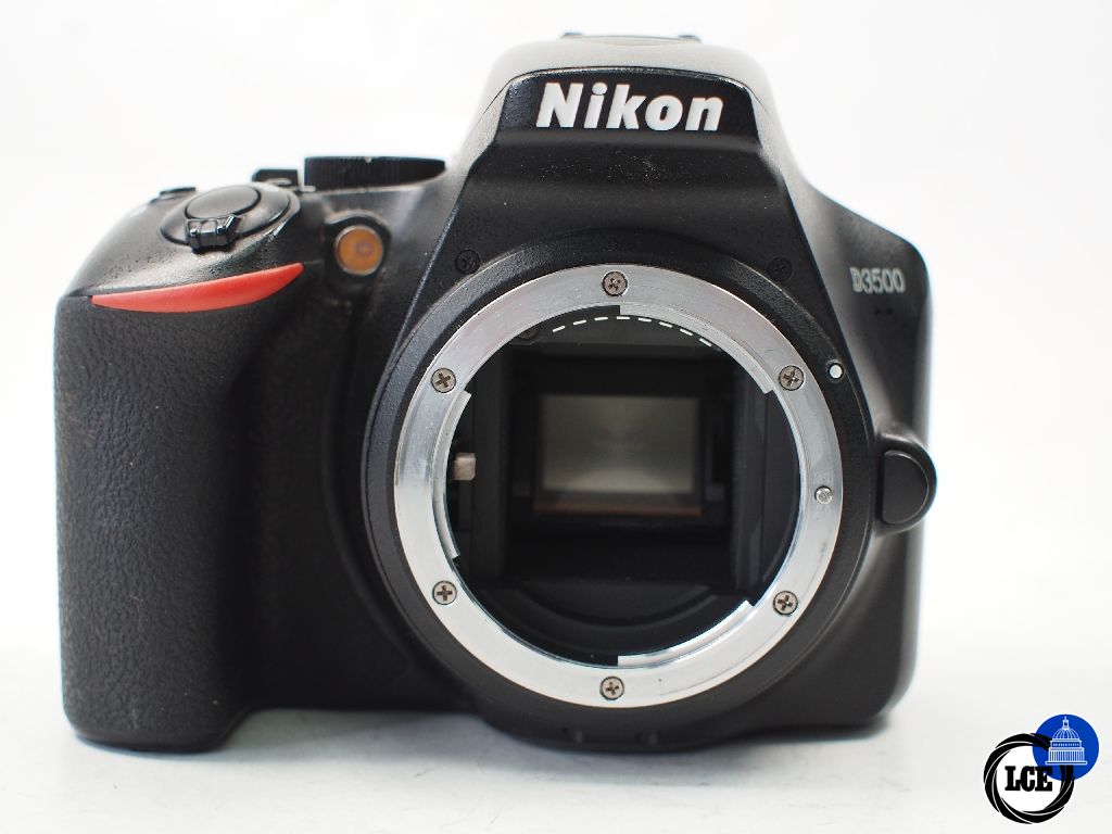 Nikon D3500