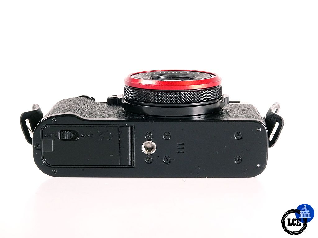 FujiFilm X100F Black