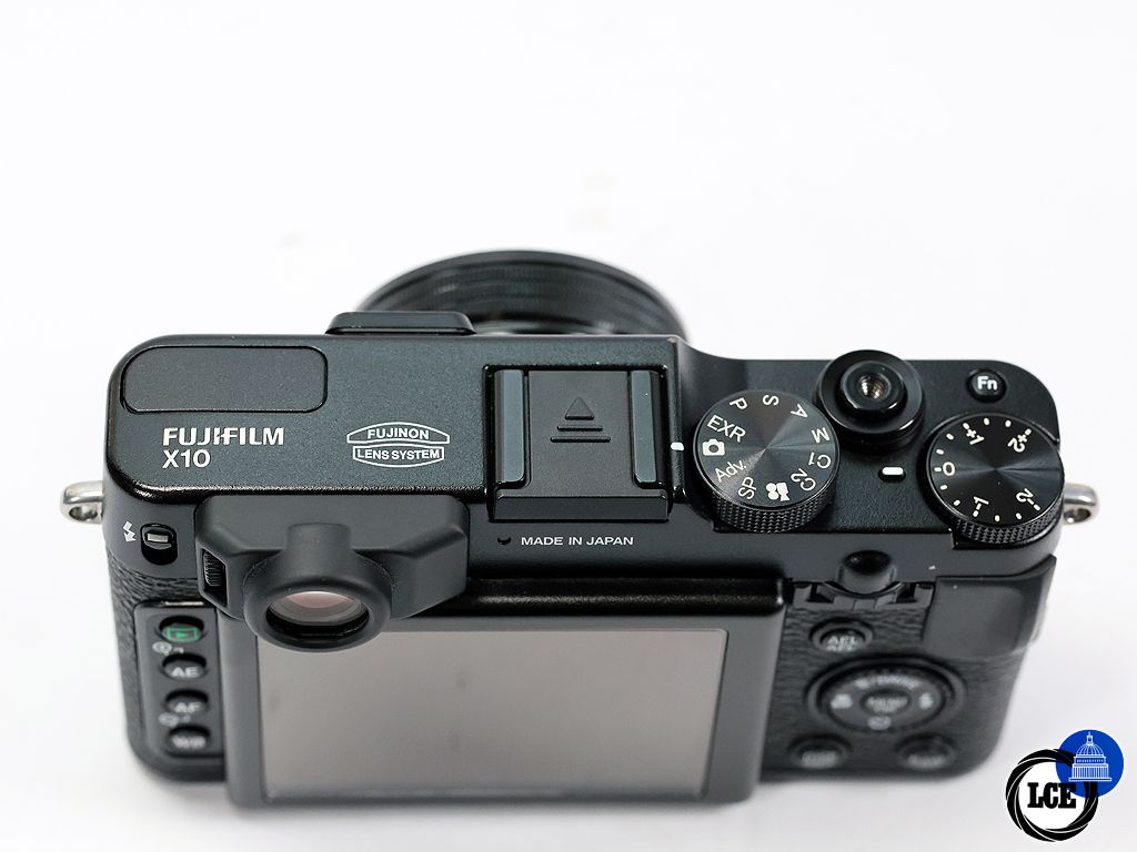FujiFilm X10 *Boxed*