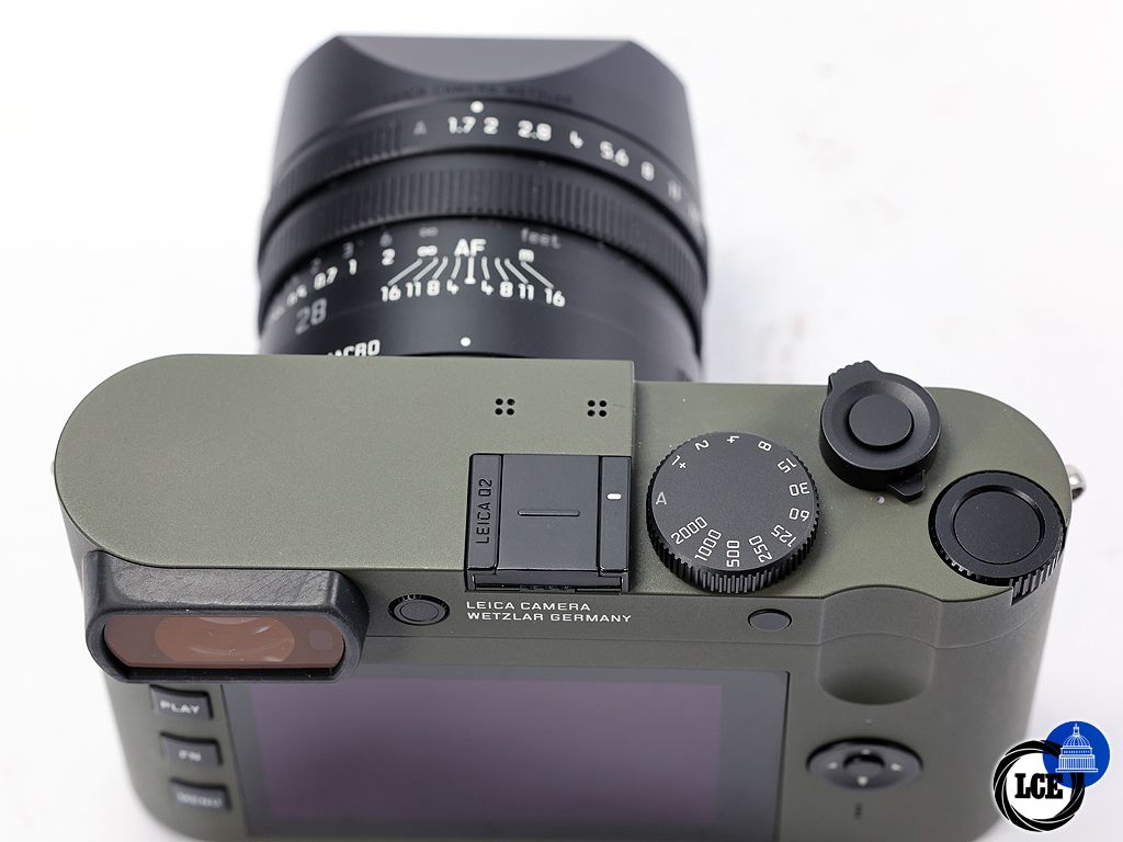 Leica Q2 Reporter