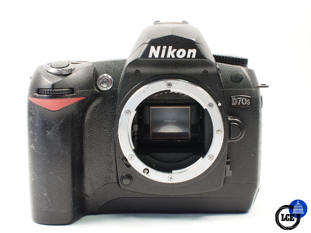 Nikon D70s