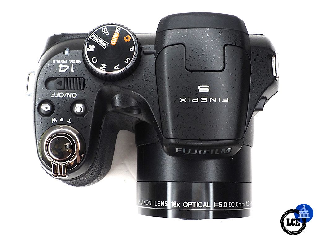 FujiFilm S2950