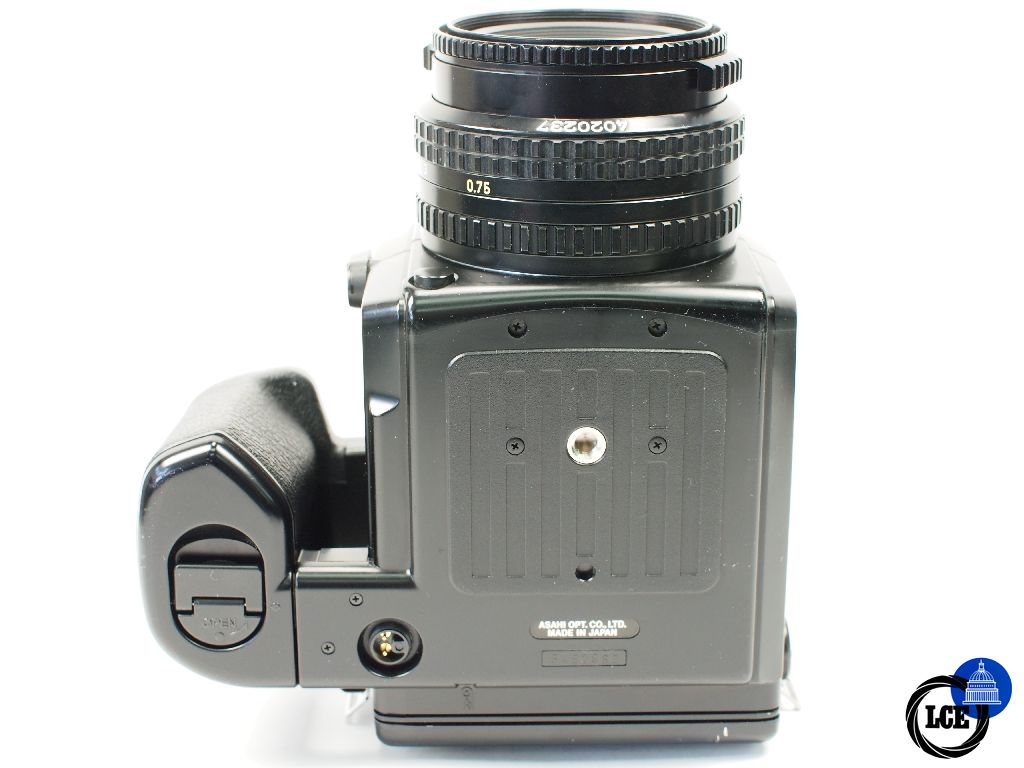 Pentax 645N + 75mm f2.8 SMC LS