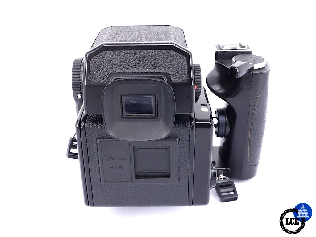 Bronica ETRSi + 75mm F2.8 + AE-II Prism + Speed Winder  | 4*