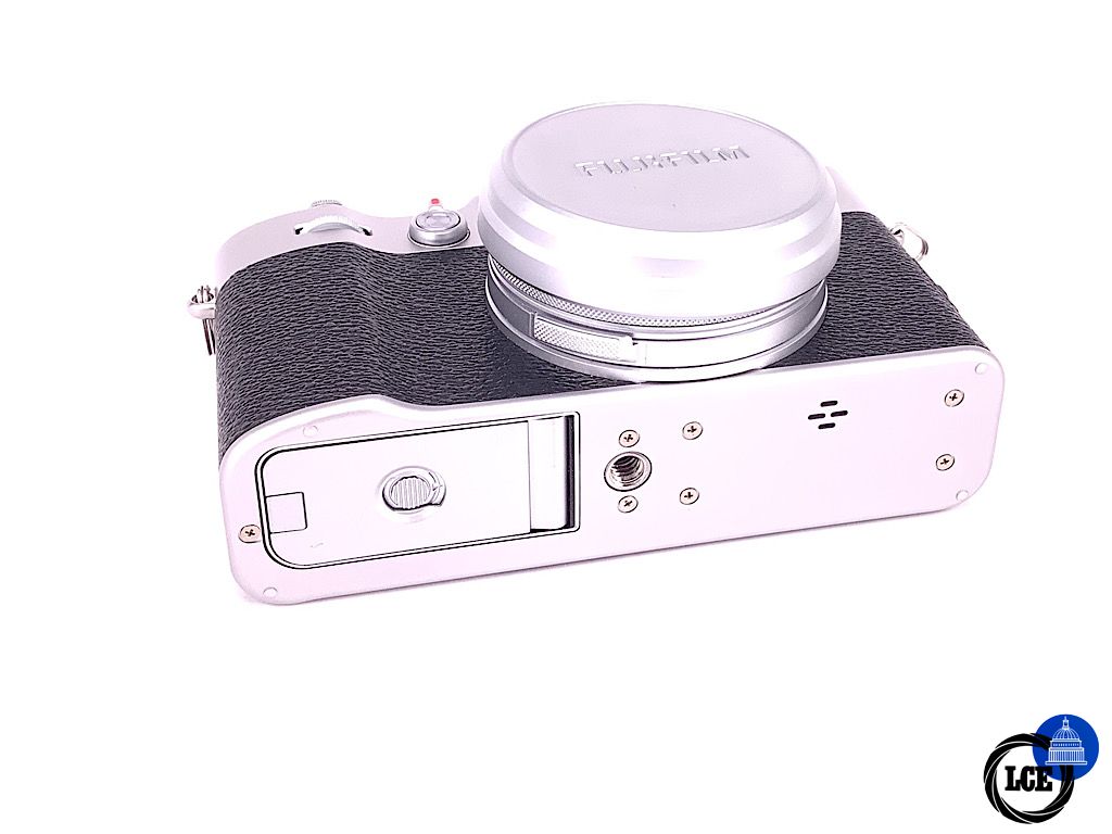 FujiFilm  X100 V