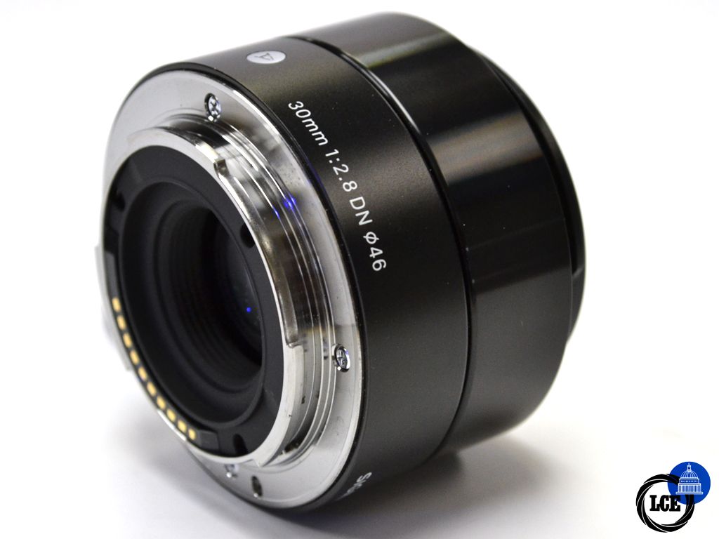 Sigma 30mm F2.8 DN
