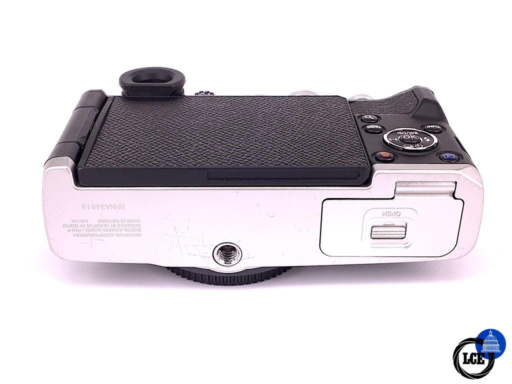 Olympus PEN-F BODY *shutter count < 600*