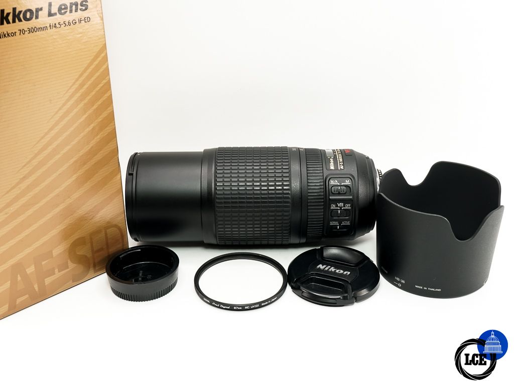 Nikon AF-S 70-300mm F4.5-5.6G ED VR * BOXED *
