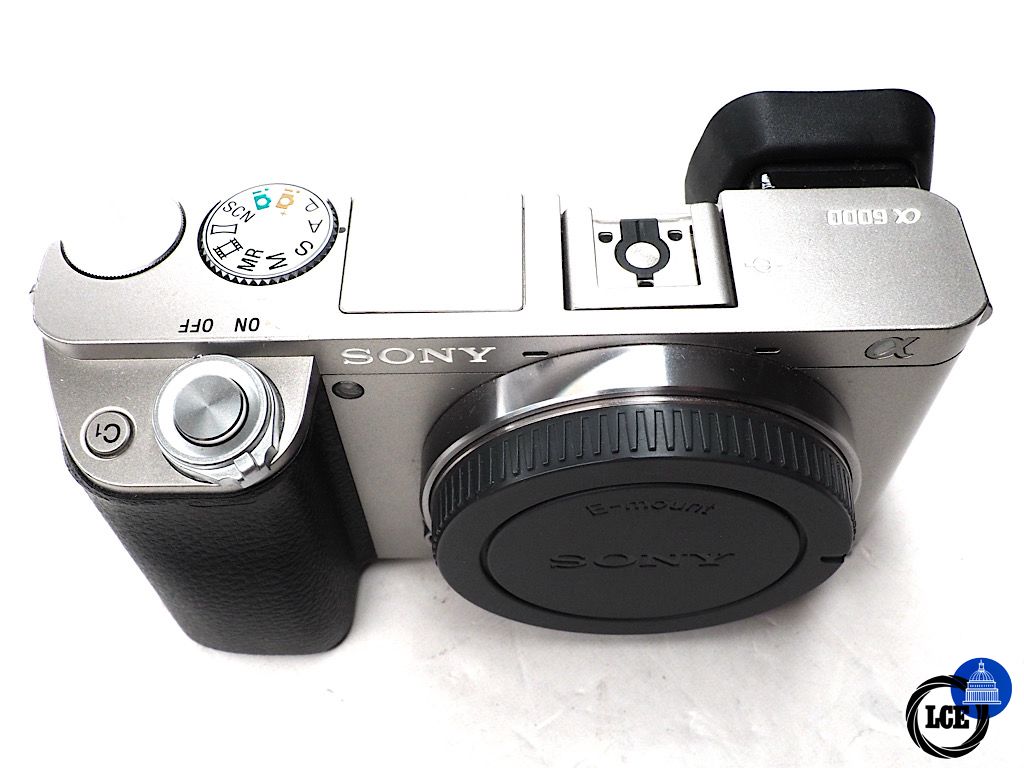 Sony A6000