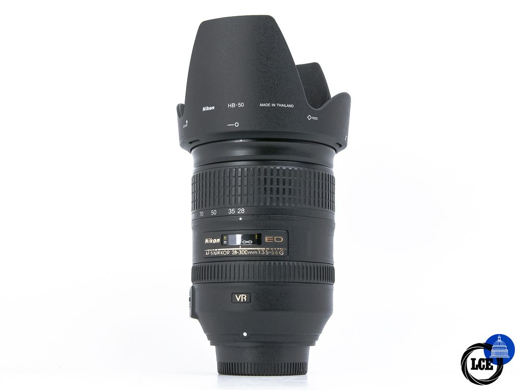 Nikon AF-S 28-300mm f3.5-5.6 G ED VR