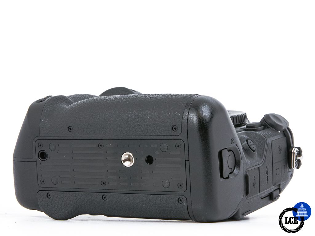 Nikon Z9 Body **5.5k Shutter Count**