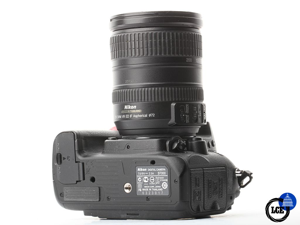 Nikon D7000 + 18-200mm f/3.5-5.6 | 10113846