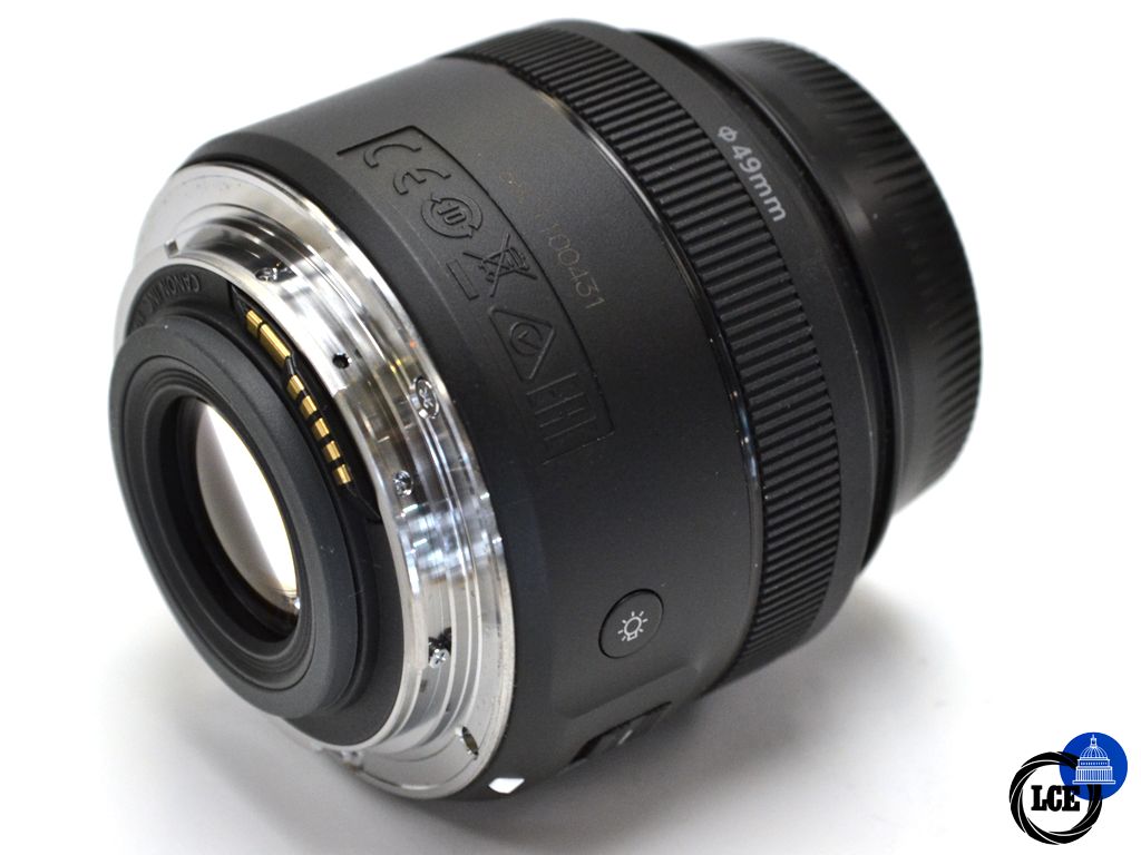 Canon EF-S 35mm F2.8 Macro IS STM