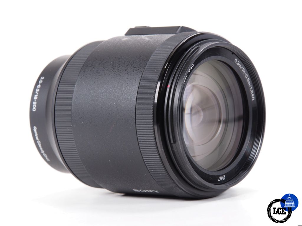 Sony E 18-200mm F3.5-6.3 Powerzoom OSS
