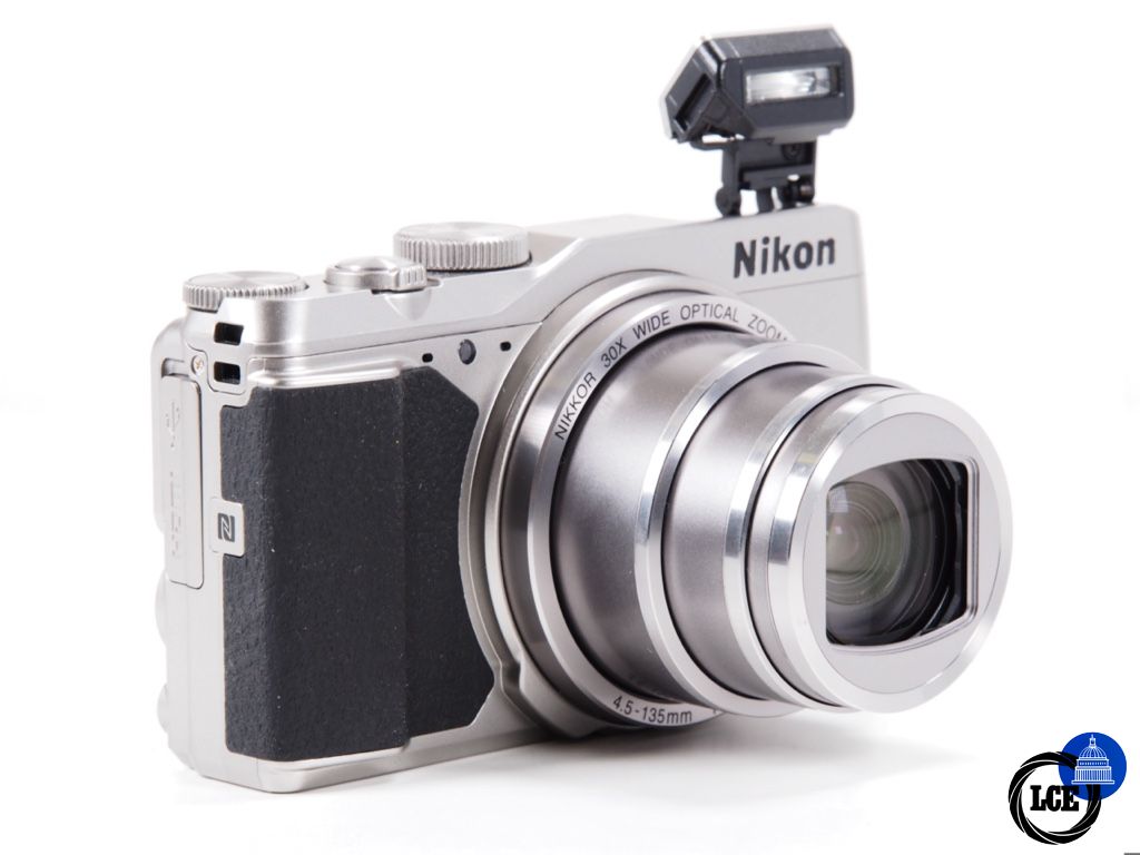Nikon Coolpix S9900