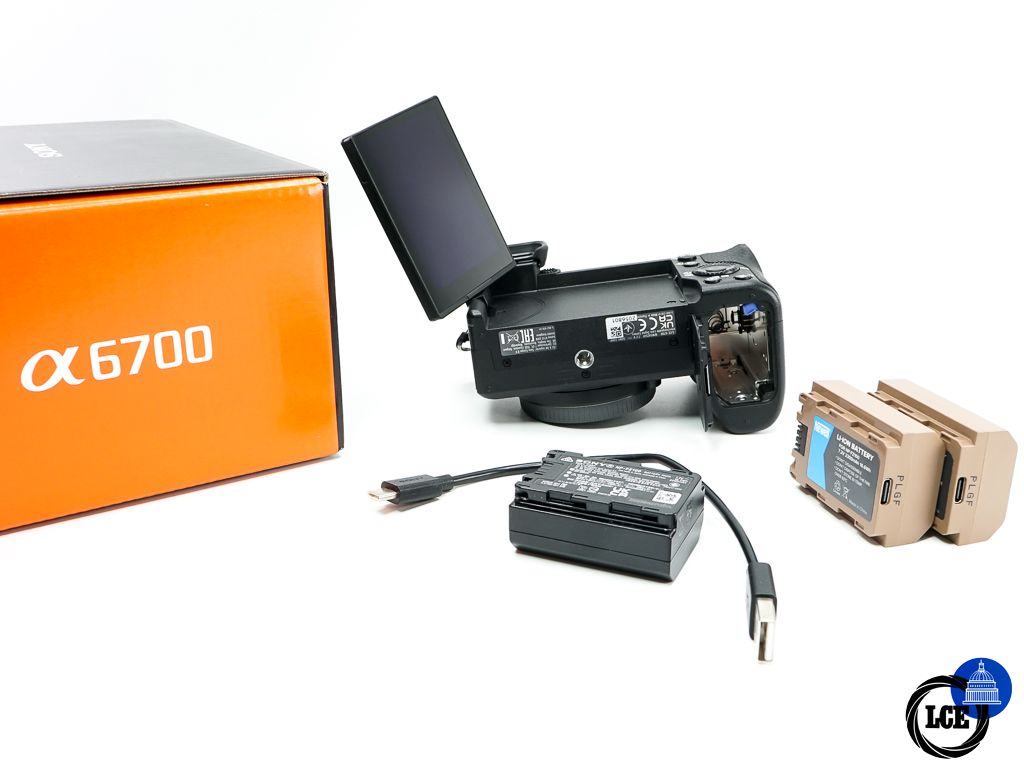 Sony A6700 Body * LIKE NEW & VERY LOW SHUTTER COUNT *